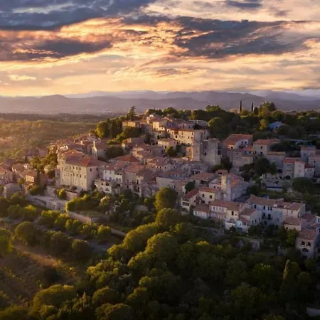 La Villa Des Gardies Vezenobres Buitenkant foto